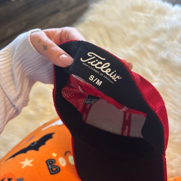 Titleist Golf Hat - Picture 5 of 6
